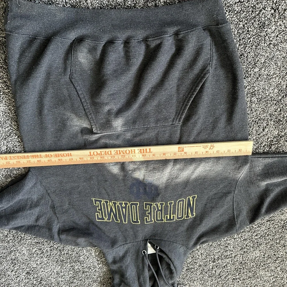 Notre Dame Fighting Irish Sweatshirt Mens Medium NCAA Football Hoodie Pullover‎